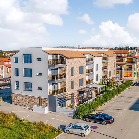 Apartmán 2 Bedroom Cozy In *