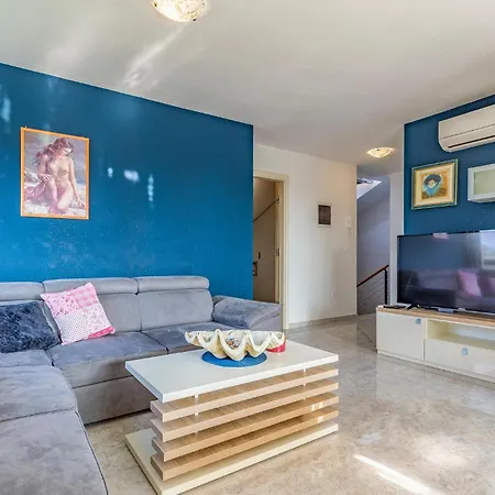 2 Bedroom Cozy In Apartmán *