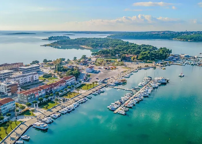 2 Bedroom Cozy In * 梅杜林