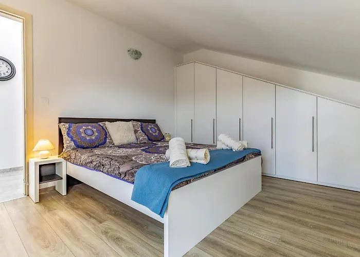 2 Bedroom Cozy In 梅杜林